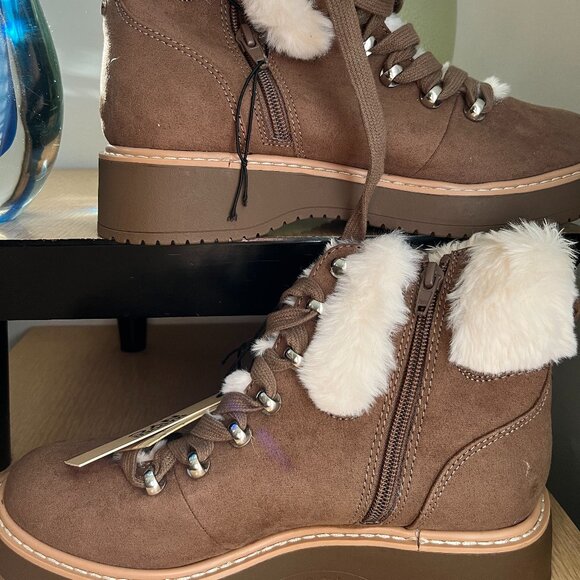 BNWT Madden NYC Faux Fur Cuff Lace Up Booties (8) in coffee tan / cream lining - Picture 10 of 10